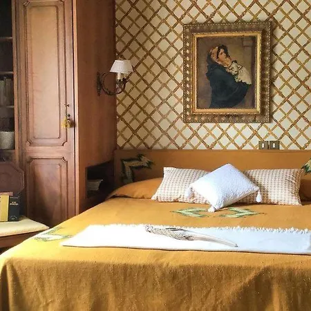 Ferienhaus Sleeps 12 Pool Wifi Castelveccana