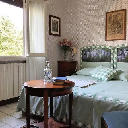 Sleeps 12 Pool Wifi Castelveccana